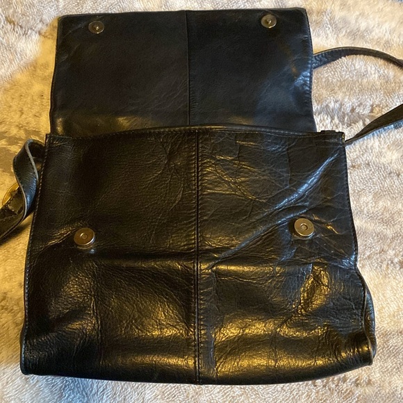 Hobo International Leather Black Satchel/Crossbody Purse - Picture 5 of 12